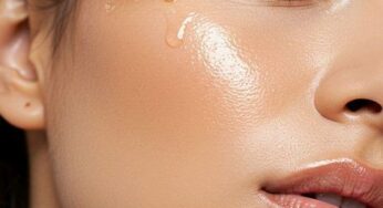 Want Glowing Skin Without Makeup? A Dermatologist Recommends These 3 Simple Steps
