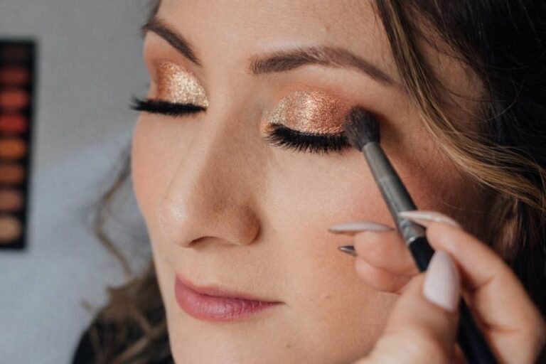 How the Divorce Dust Trend Sparked a Glitter Beauty Movement